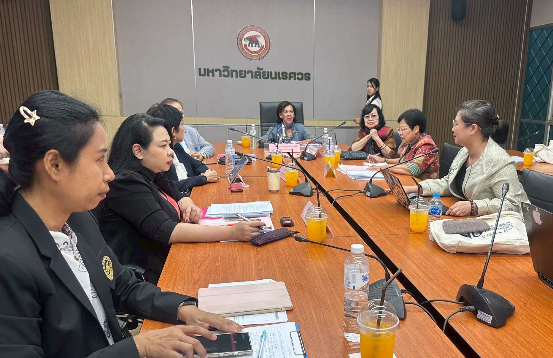 คณะกรรมการตรวจสอบ ประชุมร่วมกับกองวิจัยและนวัตกรรม